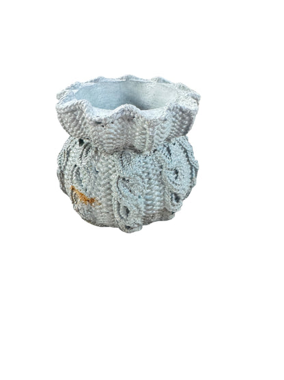 Mist Ruffle Knit Planter