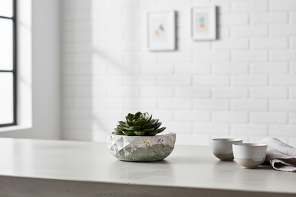 Blush Sand Faceted Valet Planter