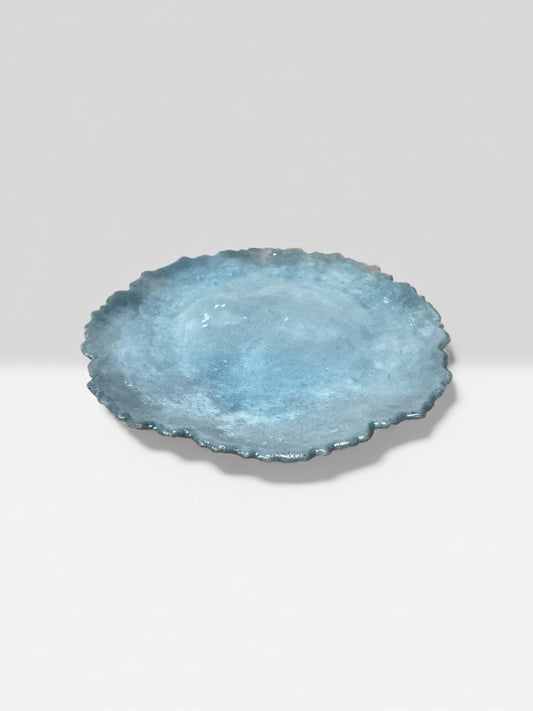 Lagoon light blue concrete tray with ruffled edge